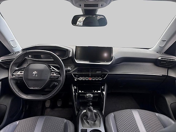 Peugeot 2008 8 of 16