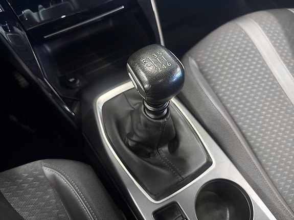 Peugeot 2008 11 of 16