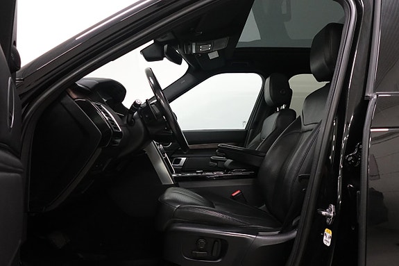 Land Rover Discovery 4 of 28