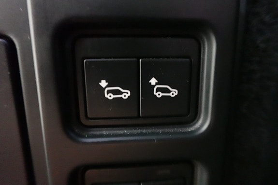 Land Rover Discovery 25 of 28