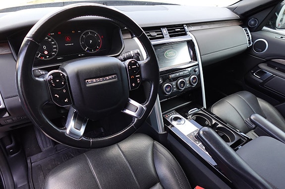 Land Rover Discovery 7 of 28