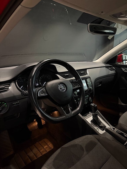 Skoda Octavia 12 of 16