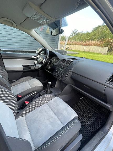 Volkswagen Polo Cross 5 of 7