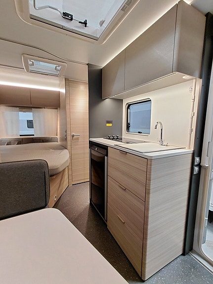 Adria ALTEA 432 PX 4 of 9