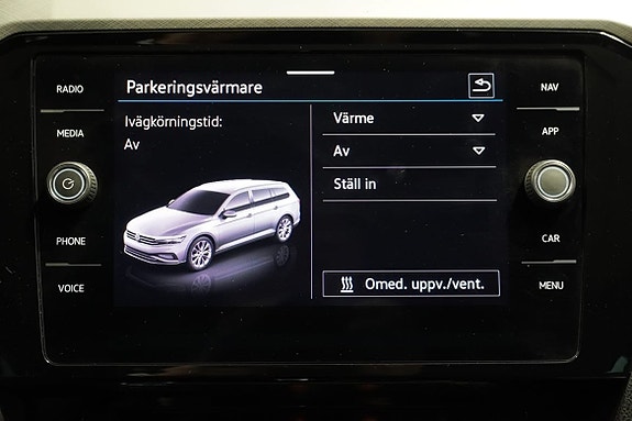 Volkswagen Passat 16 of 25