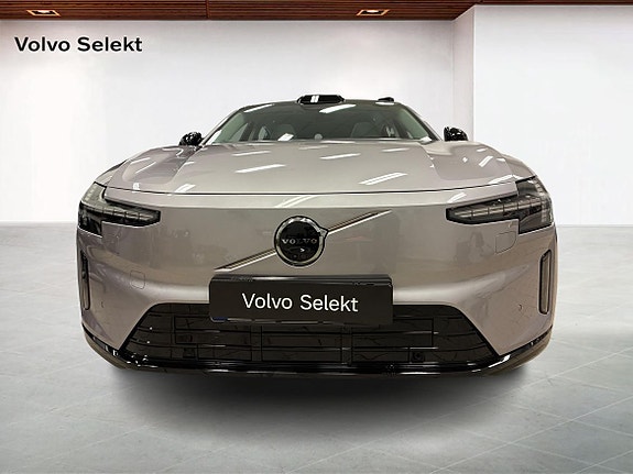 Volvo ES90 8 of 14