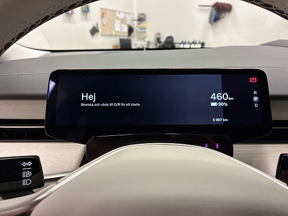 Volvo ES90 11 of 14