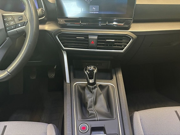 Seat Leon 11 of 23