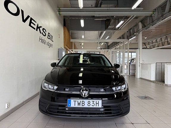 Volkswagen Polo 2 of 10