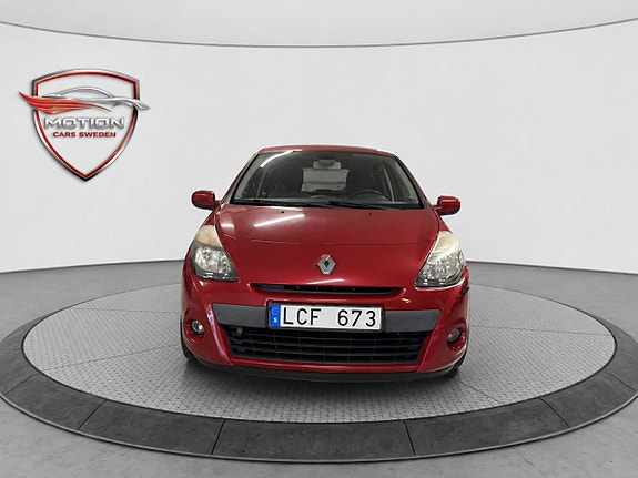 Renault Clio 2 of 18