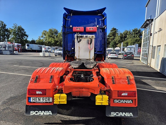 Scania R450 A6x2NB 5 of 11
