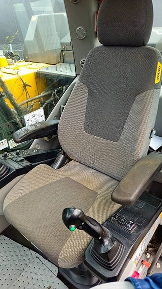 Volvo EC 140 EL 23 of 24