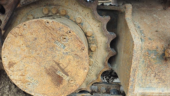 Volvo EC 140 EL 13 of 24
