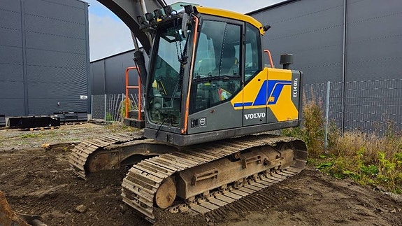 Volvo EC 140 EL 15 of 24