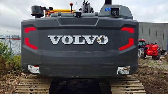 Volvo EC 140 EL 10 of 24