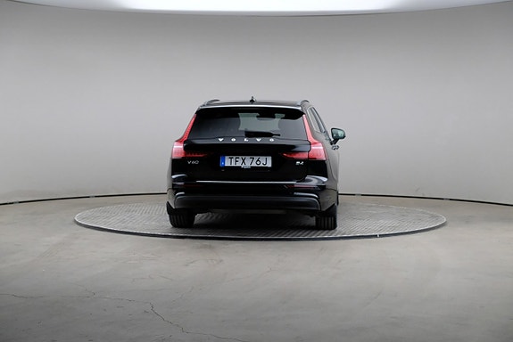 Volvo V60 2 of 3
