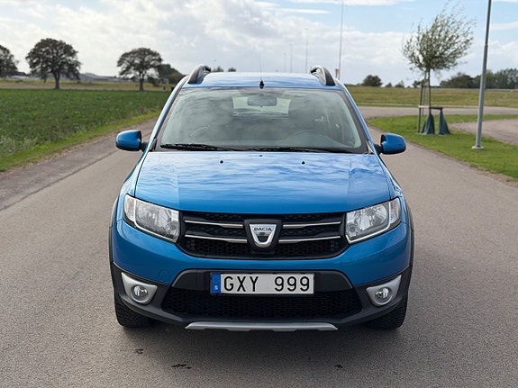 Dacia Sandero Stepway 2 of 11
