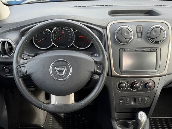 Dacia Sandero Stepway 8 of 11