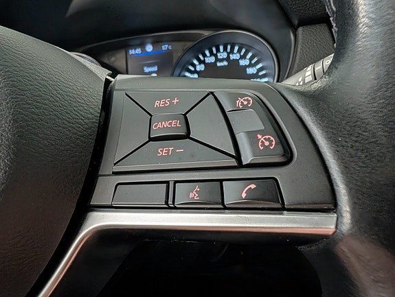 Nissan Qashqai 16 of 17