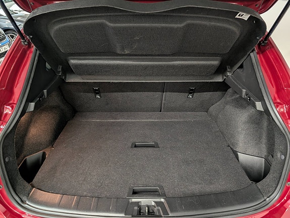 Nissan Qashqai 5 of 17