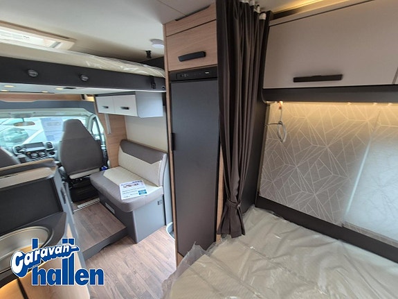 Knaus L!VE WAVE PLATINUM SELECTION 650 MF 17 of 27