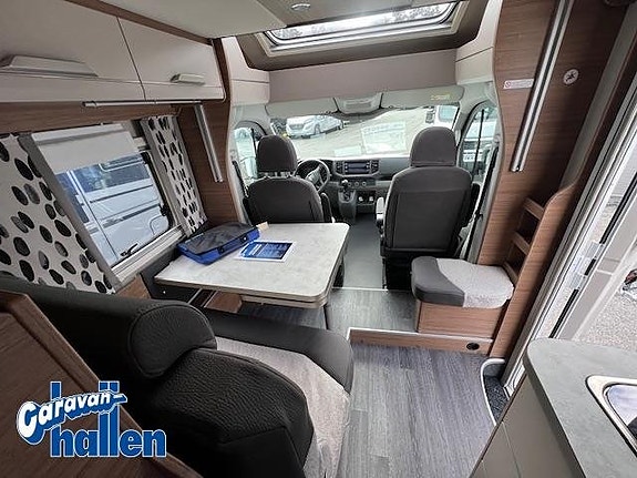 Knaus VAN WAVE VANSATION 640 MEG VW 9 of 27