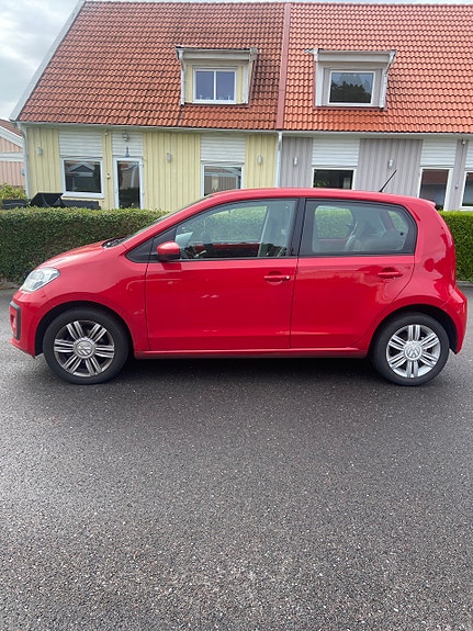 Volkswagen UP! 3 of 7