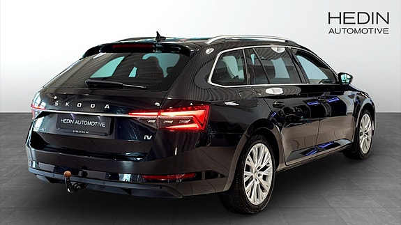 Skoda Superb 2 of 12