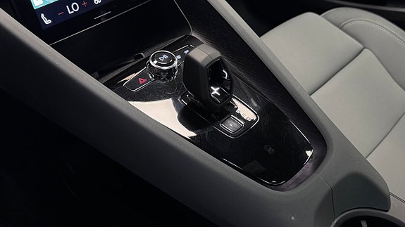 Polestar 2 12 of 23