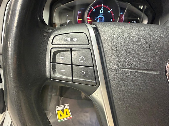 Volvo XC60 17 of 20