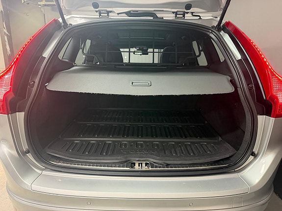 Volvo XC60 7 of 20