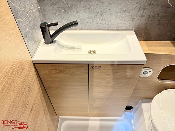 Weinsberg CaraOne 420 QD 18 of 21