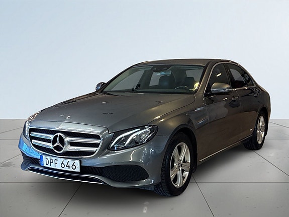 Mercedes-Benz E220 d 16 of 18