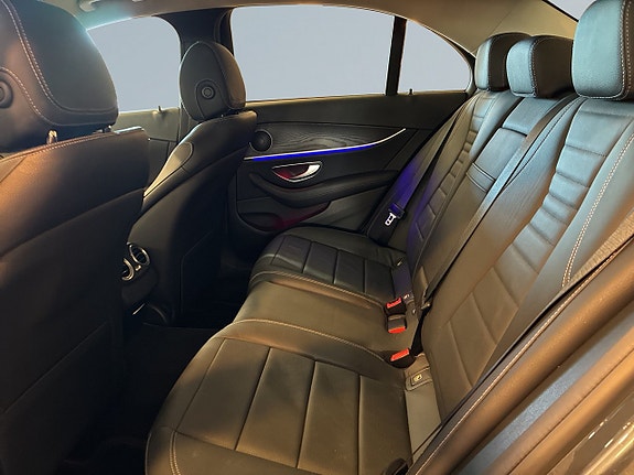 Mercedes-Benz E220 d 13 of 18
