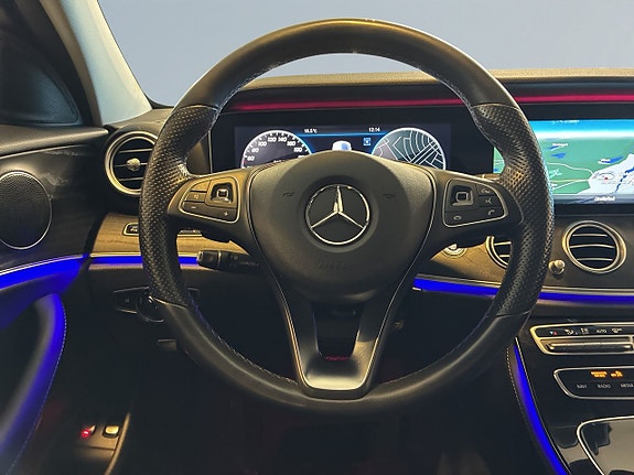 Mercedes-Benz E220 d 9 of 18