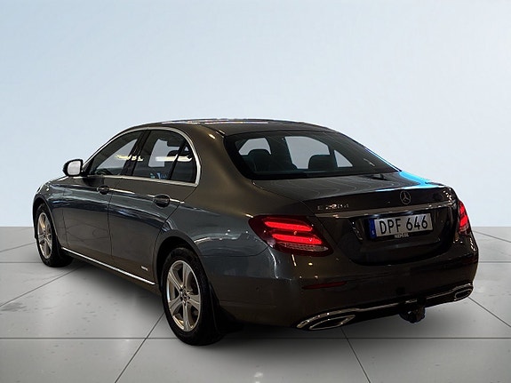 Mercedes-Benz E220 d 5 of 18