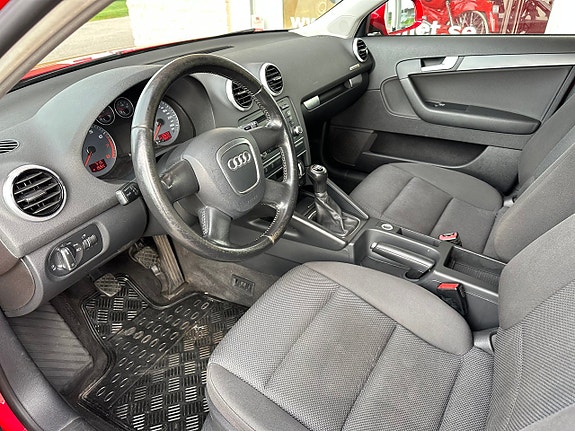 Audi A3 4 of 13