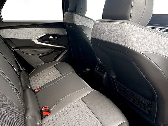 Peugeot 3008 12 of 15