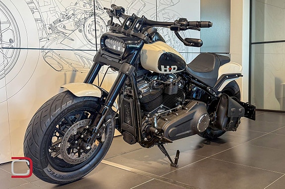 Harley-Davidson Fat Bob 114 *Luft & buller + mer!* 9 of 12
