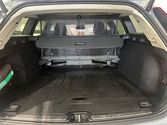 Volvo V60 11 of 19