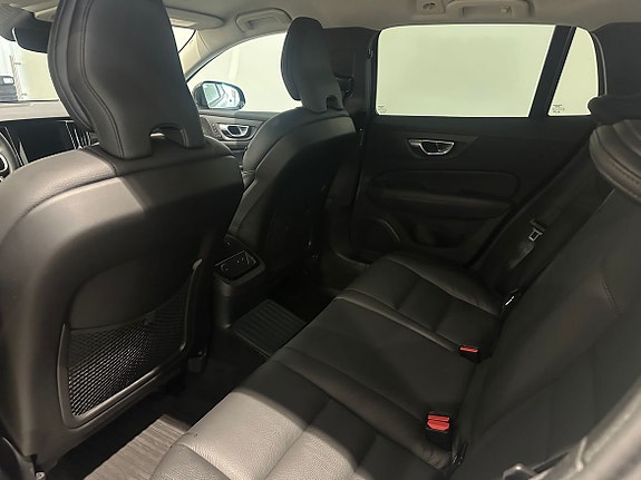 Volvo V60 13 of 19