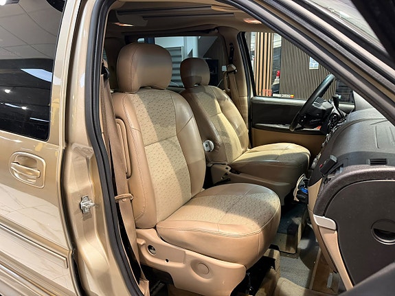 Chevrolet Uplander 18 of 23