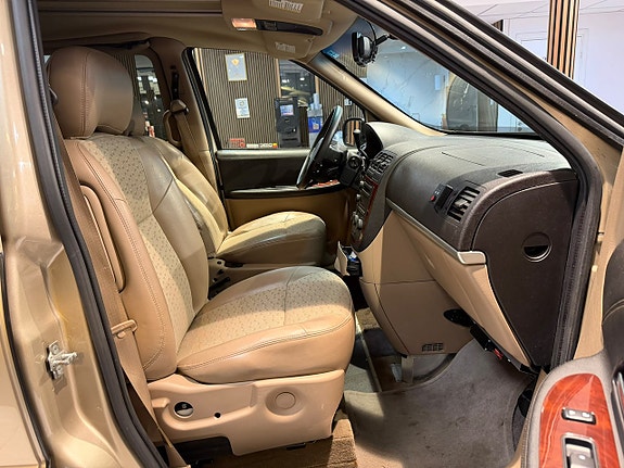 Chevrolet Uplander 17 of 23