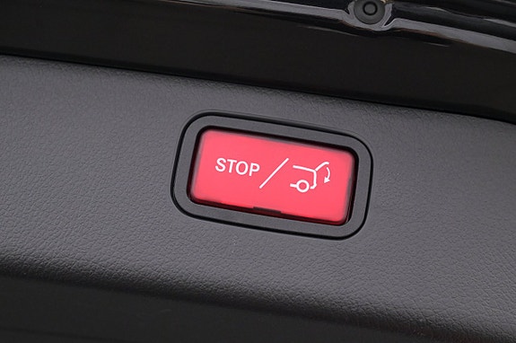 Mercedes-Benz C300 23 of 27