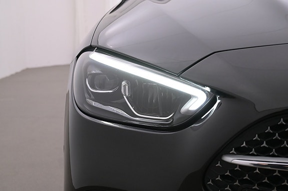 Mercedes-Benz C300 26 of 27