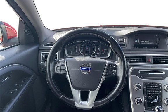Volvo V70 12 of 26