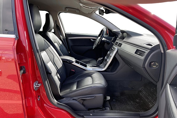 Volvo V70 15 of 26