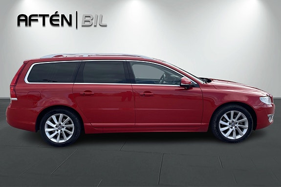 Volvo V70 5 of 26
