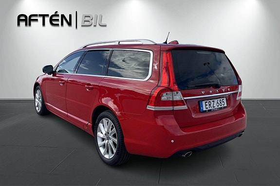 Volvo V70 8 of 26
