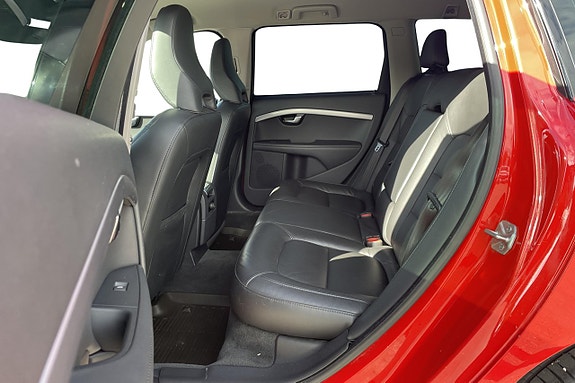 Volvo V70 14 of 26